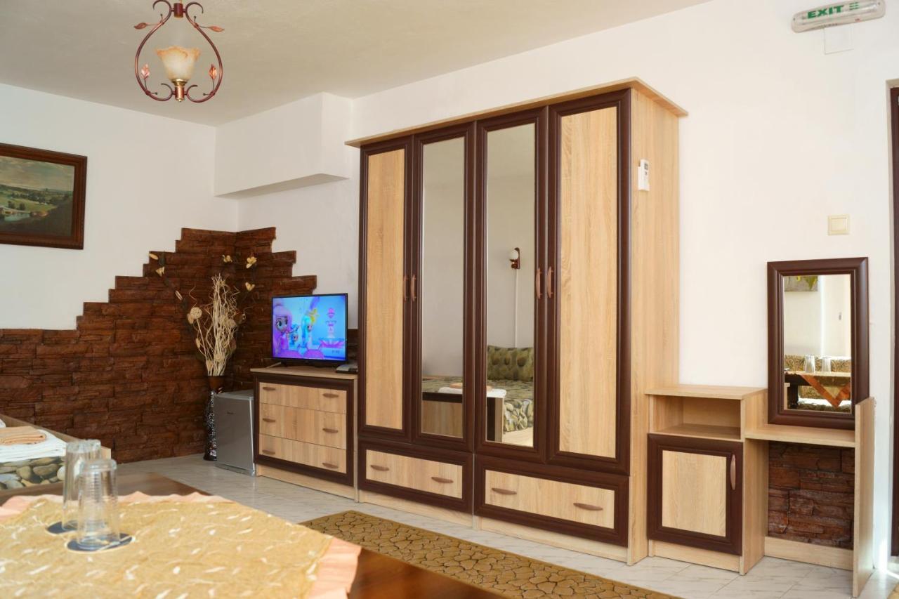 Guest House Perla バチコヴォ エクステリア 写真